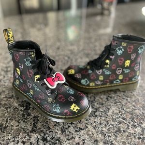 Dr. Martens x Hello Kitty 1460 Boot in Black